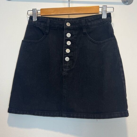 J. Galt Brandy Melville Black Button Down Denim Mini Skirt size small - Picture 1 of 5